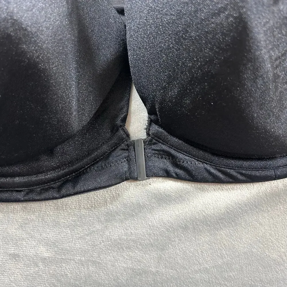 Breezies Black Underwire lightly lined racer back bra size 42DD